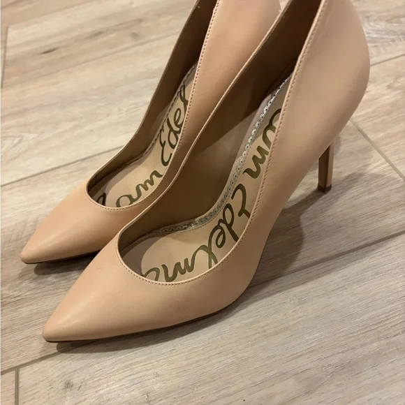 Sam Edelman Danna Classic Tan Heels - Picture 5 of 8